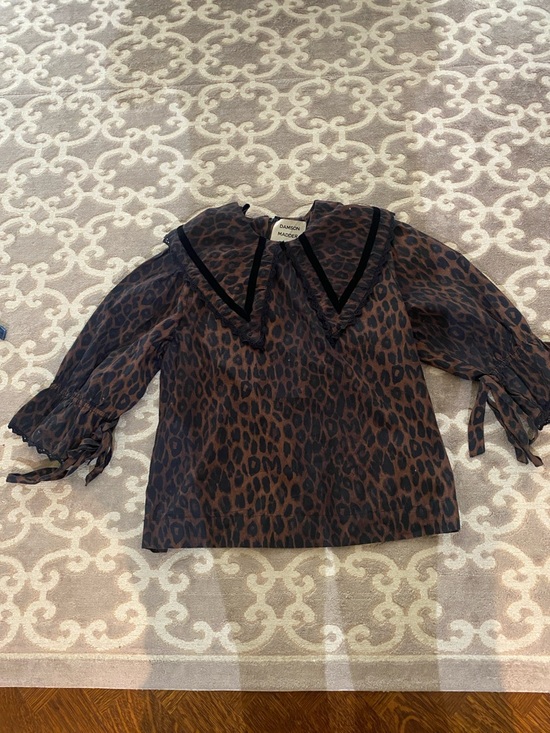 Damson Madder Tops - Darling Leopard Print  Ladies Top with Peter Pan Collar - Brown/Black Size 10
